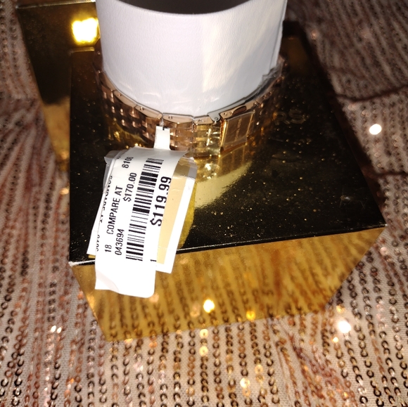 Mk new watch - Picture 2 of 3